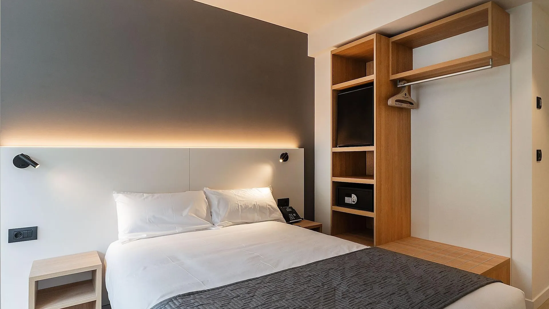 Hotel Distrito Oeste San Sebastian