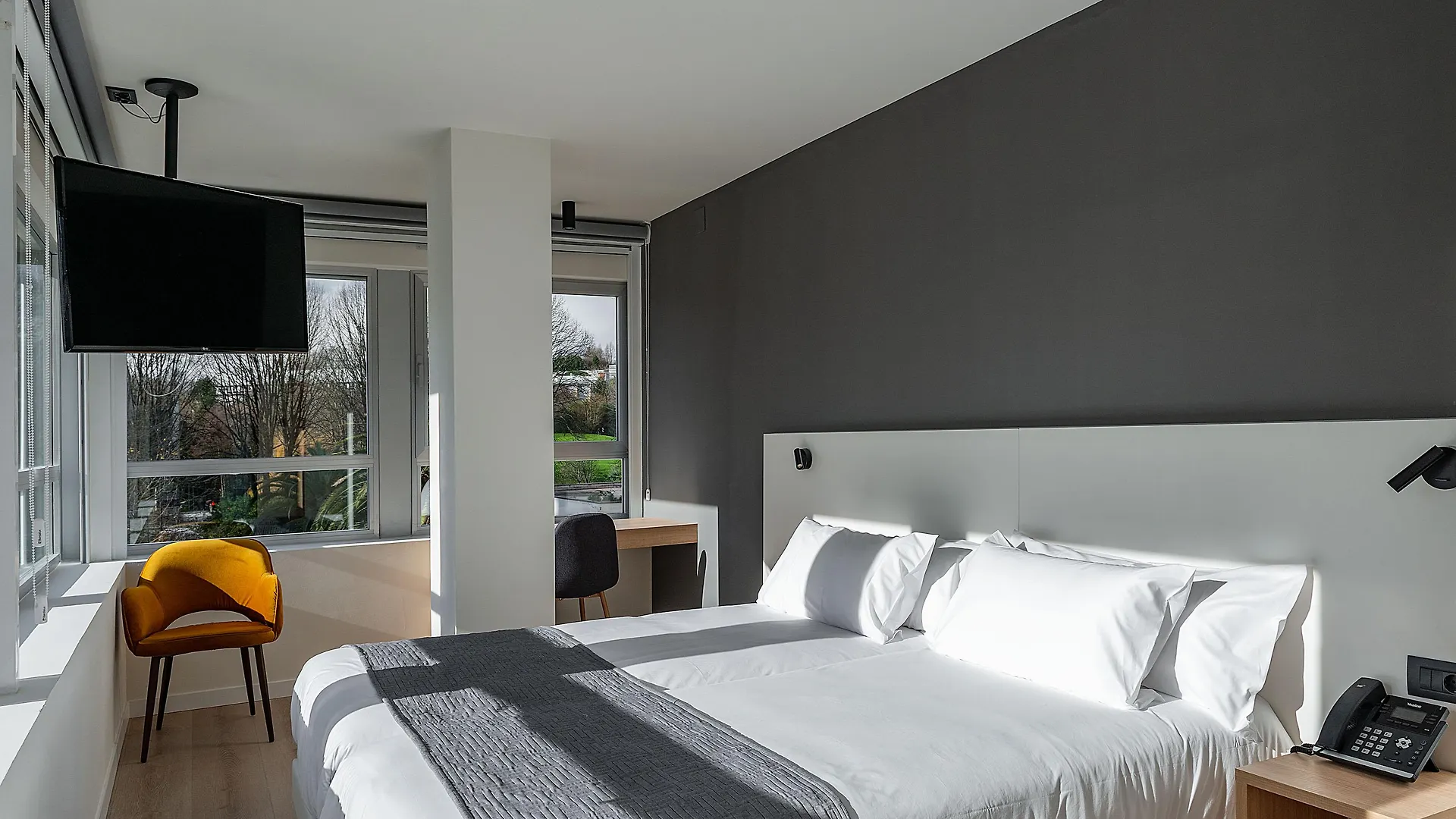 Hotel Distrito Oeste San Sebastian 2*,  Spain