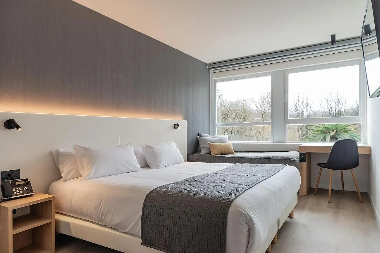 Hotel Distrito Oeste San Sebastian 2*,  Spain