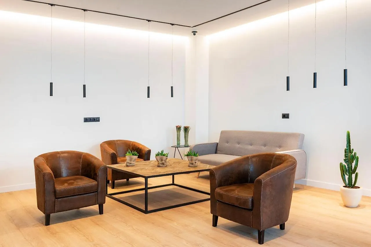 סן סבסטיאן Hotel Distrito Oeste 2*, סן סבסטיאן