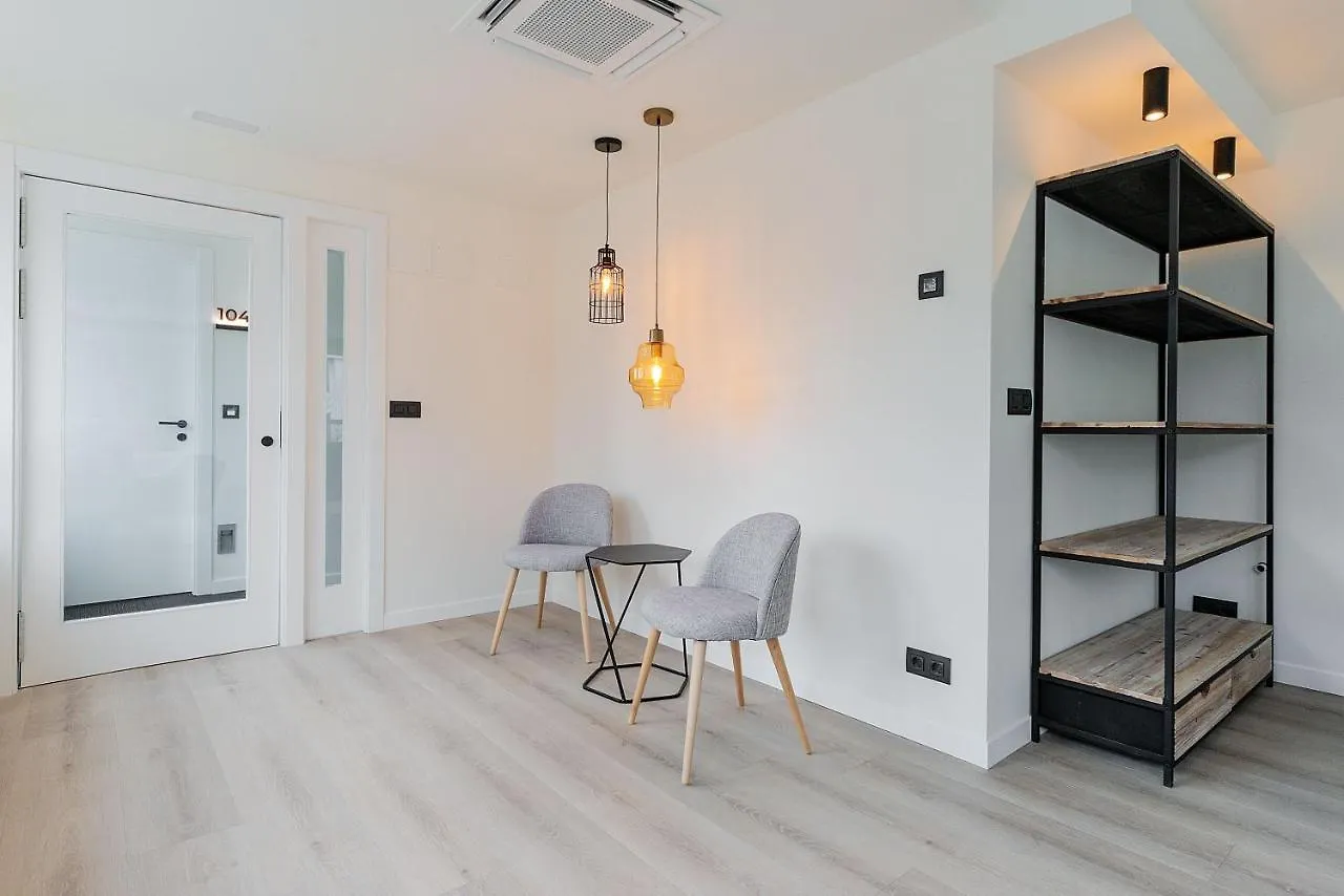 סן סבסטיאן Hotel Distrito Oeste